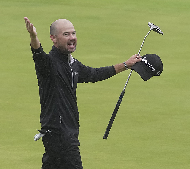 Golfista Harman suverénně vyhrál British Open a slaví první triumf na majoru