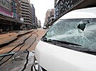 Podzemní exploze v Johannesburgu roztrhala ulici a pevracela auta. (19....