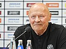 Trenér plzeských fotbalist Miroslav Koubek na pedzápasové tiskové konferenci...