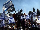 Izraelci protestují proti justiní reform, se kterou pila vláda premiéra...