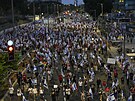 Izraelci protestují proti plánm vlády premiéra Benjamina Netanjahua na revizi...