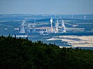 Pohled na velkohndouhelnou elektrárnu Turów severn od povrchového dolu Turow...