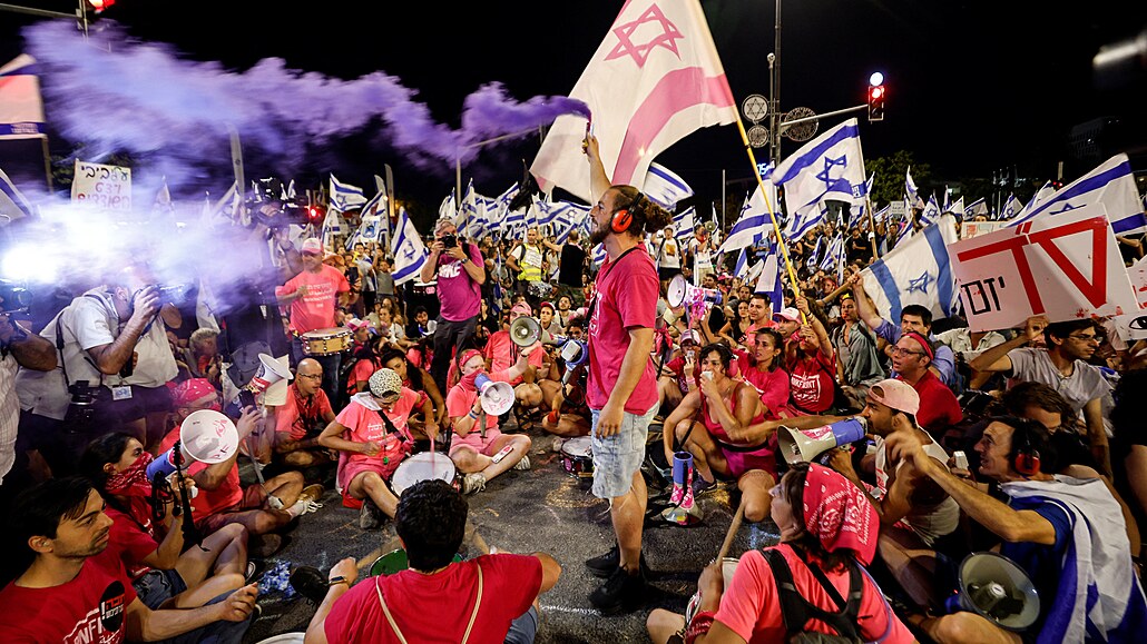 Izraelské protesty proti kontroverzní soudní reform prosazovanou pravicovou...