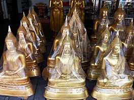 Kdy chcete z Thajska vyvézt Buddhu, tak jen hodn malikého. A vcelku. Vývoz...