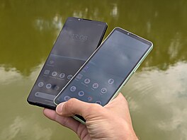 Sony Xperia 1 V a 10 V