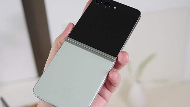 Samsung Galaxy Z Flip 5