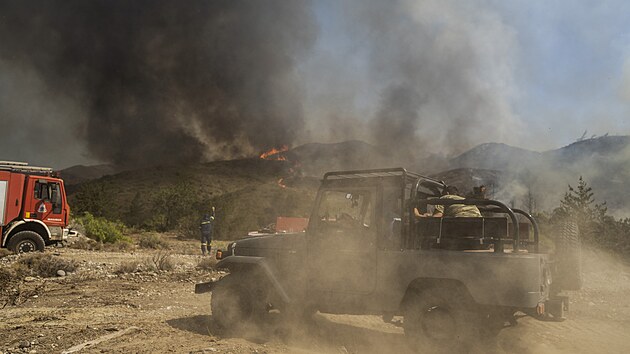 Požár lesa ve vesnici Vati na ostrově Rhodos (25. července 2023)