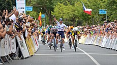 Úvodní etapu cyklistické Czech Tour vyhrál v hromadném finii Izraelec Itamar...