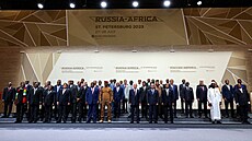 Vladimir Putin a afrití státníci na rusko-africkém summitu v Petrohrad (27....
