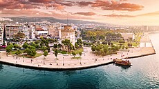 Solu�, druhé nejv�t�í m�sto �ecka, fascinuje sm�sicí historie, kultury a...