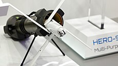 Sebevra�edný dron Hero