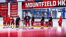 Hokejisté Hradce Králové si poprvé p�ed novou sezonou zatrénovali na led�.