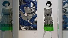 Z výstavy Paradox módy: Móda versus umní v Museu Kampa (2023)
