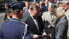 Nmecký ministr obrany Boris Pistorius a eská ministryn obrany Jana...