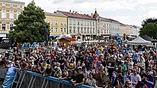 Zahájení letoní cyklistické Czech Tour se uskutenilo na prostjovském námstí...