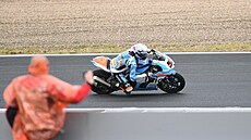 Oliver König b�hem mistrovství sv�ta superbik� v Most�