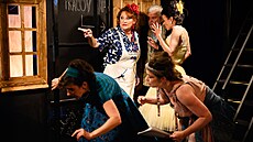 Záb�r z p�edstavení Bez roucha