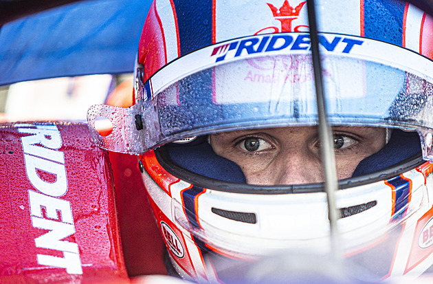Staněk bodoval ve sprintu F2 osmým místem, do závodu vyrazí jako třetí