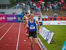 Vítz bhu na 1500 metr Filip Sasínek na mistrovství eské republiky v atletice