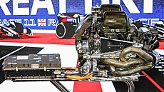 Detail motoru Mercedes-AMG M14 E Performance p�i Velké cen� Británie 2023.
