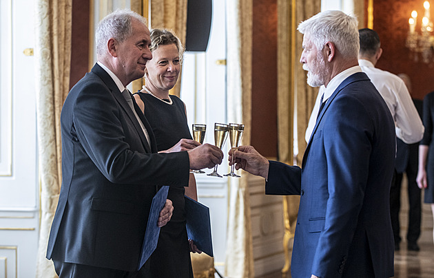 Nepochybně Pavlův soud. Přejme si, aby se k němu za deset let hlásil
