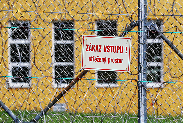 Za neplacení alimentů nejvýš rok vězení. Tresty podle ministerstva nemají efekt a věznice jsou plné dlužníků