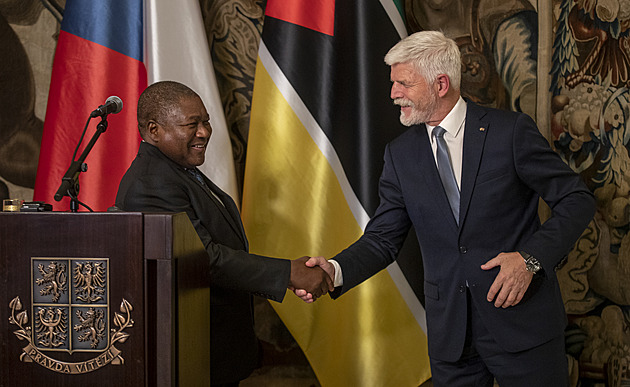 Česko může hrát v Africe větší roli, řekl Pavel po jednání s hlavou Mosambiku