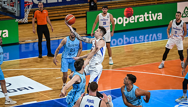 Sedmnáct bodů Krejčího nepomohlo, Argentina byla nad síly basketbalistů