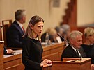 Veronika Kesanová se obhajuje na schzi Senátu. (2. srpna 2023)