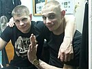 Podezelý sedmaticetiletý Igor Sofonov (vpravo), který se nedávno vrátil z...