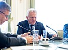 Kandidát na ústavního soudce Robert Fremr pi jednání ústavn-právního výboru...