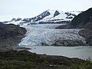 Ledovec Mendenhall pi pohledu ze západní ledovcové stezky vedoucí v aljaské...