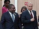 Prezident Mosambiku Nyusi a jeho ruský protjek Putin na summitu Rusko-Afrika...