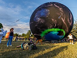 Festival planet na brnnské Kraví hoe potrvá a do úterý 8. srpna 2022.
