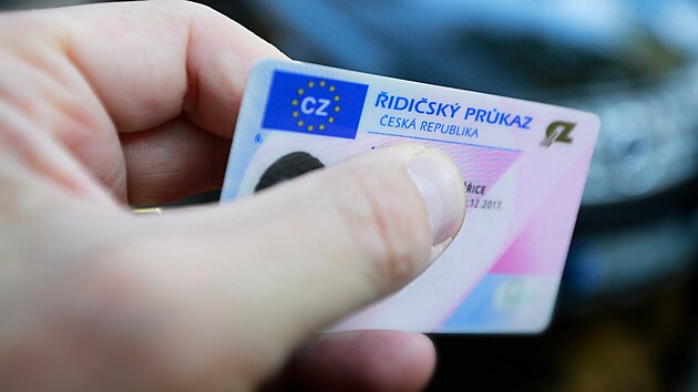 Kde máte internet, pane řidiči? V online registrech dokladů je chaos - iDNES.cz