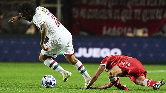 Fotbalista Marcelo z brazilského Fluminense v utkání Poháru osvoboditelů proti Argentinos Juniors hrozivě zranil soupeře Luciana Sáncheze. Nechtěně mu vykloubil koleno.