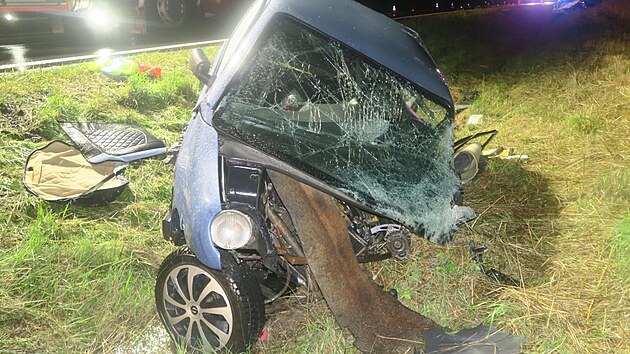 Dopravn� nehoda mopedauta Aixam a �kodovky.