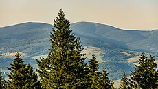 Nejlepí panorama ve východní oblasti hor spatíte z rozhledny na Suchém vrchu,...