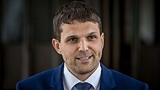 Ministr �ivotního prost�edí Petr Hladík (KDU-�SL) vystoupil na tiskové...