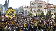 Fanoušci AEK Atény slaví titul v řecké fotbalové lize.