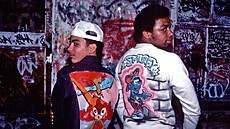 Hiphopová móda v New Yorku odkazující na pouliní styl graffiti (19. ervna...