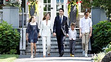 Justin Trudeau, jeho manelka Sophie a jejich dti Ella-Grace, Hadrien a Xavier...