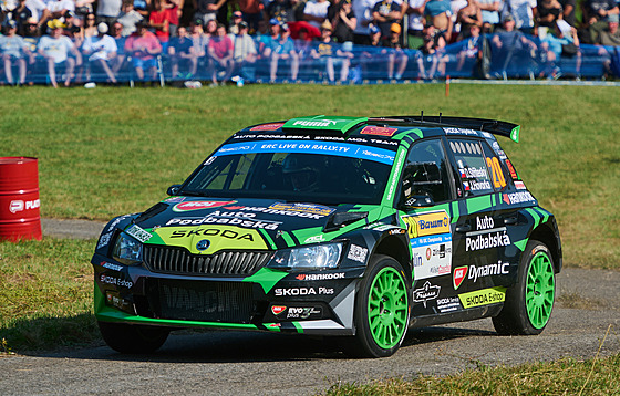 Dominik St�íteský a Ji�í Hovorka na trati Barum rallye Zlín