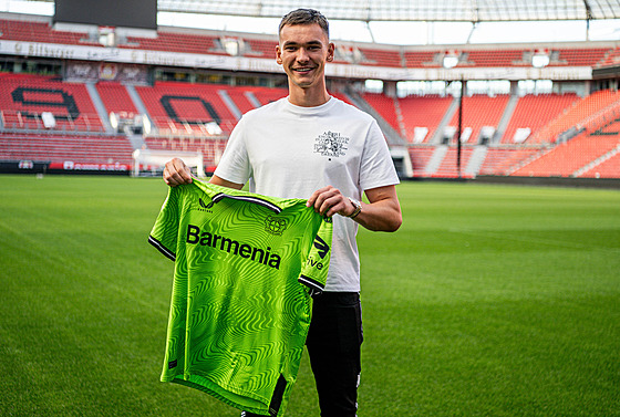eský fotbalový branká Matj Ková podepsal v bundesligovém Leverkusenu...