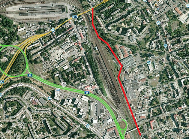 Vyznaení trasy plánované nové silnice Prodlouená Poráková. (10. srpna 2023)