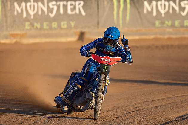 Zmarzlik ovládl Grand Prix Lotyšska na ploché dráze, Crumpův rekord je blízko