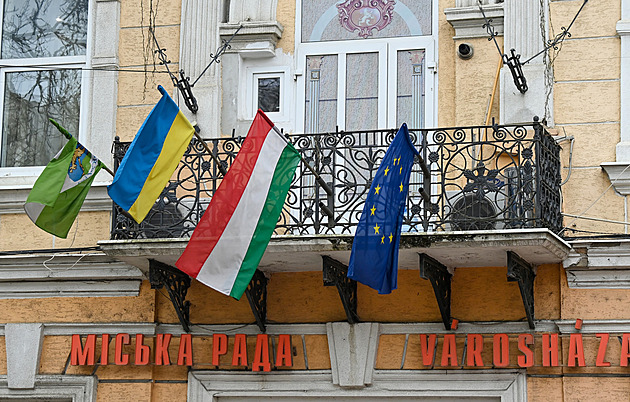 „Jsme Ukrajinci maďarského původu.“ Zakarpatští Maďaři se odvracejí od Orbána