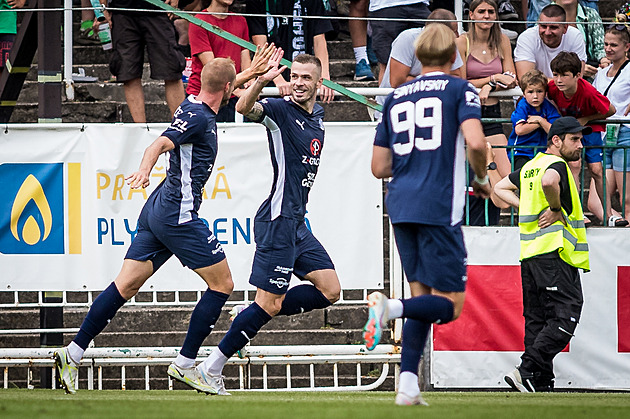 Bohemians - Slovácko 0:1, červená karta i zásahy videa. Hosté náskok udrželi