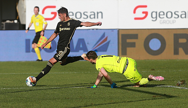 Jablonec - Sparta 1:5, hotovo za poločas. Mistr i se změnami vyškolil domácí