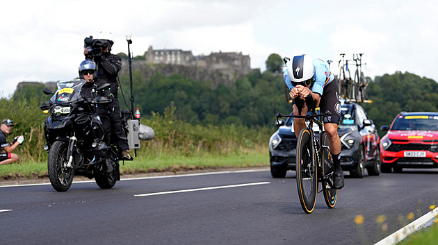 ONLINE: Na Vueltě se jede časovka. Získá Evenepoel sekundy k dobru?
